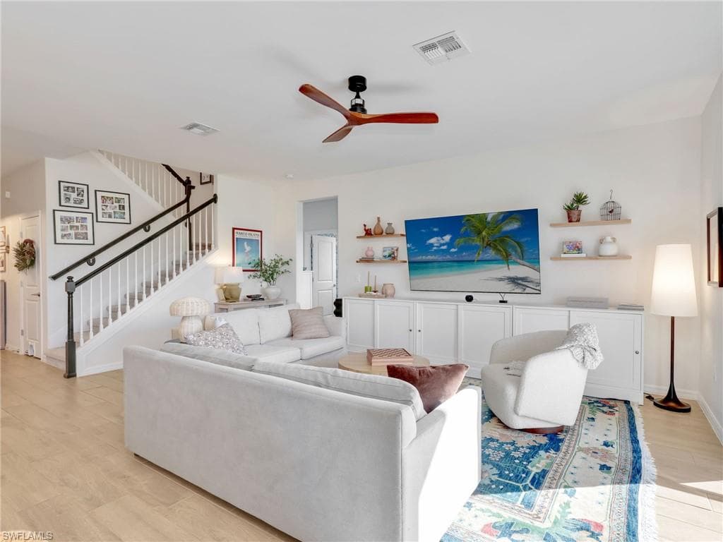 2270 Avocado LN, NAPLES FL 34120-9