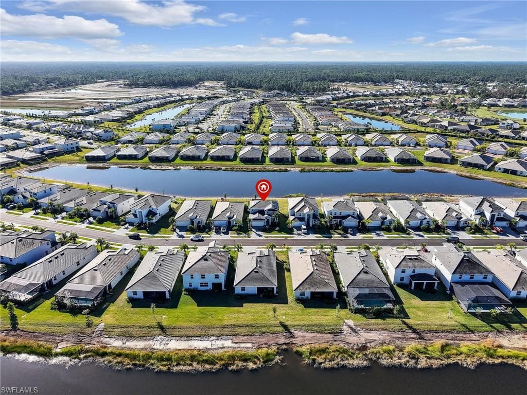 2270 Avocado LN, NAPLES FL 34120-44