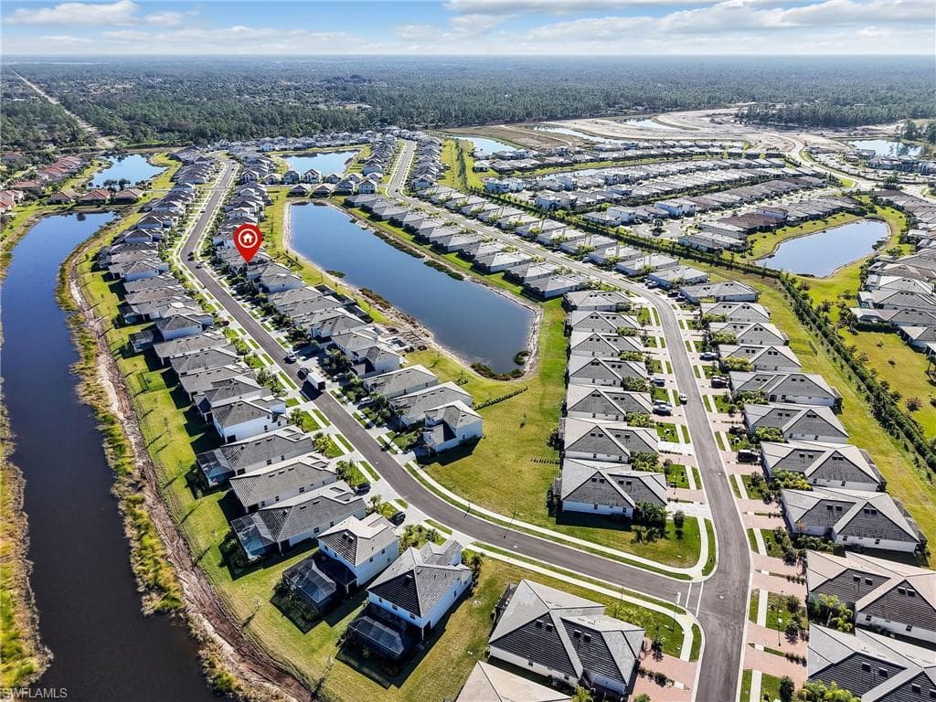 2270 Avocado LN, NAPLES FL 34120-36