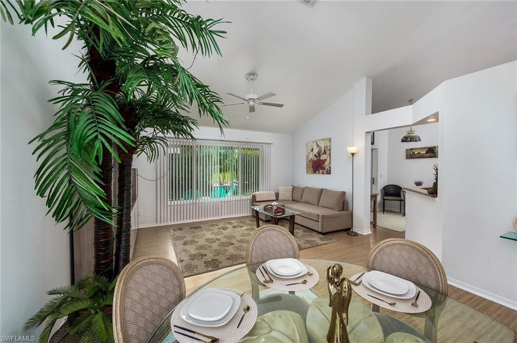 15298 Cricket LN-11
