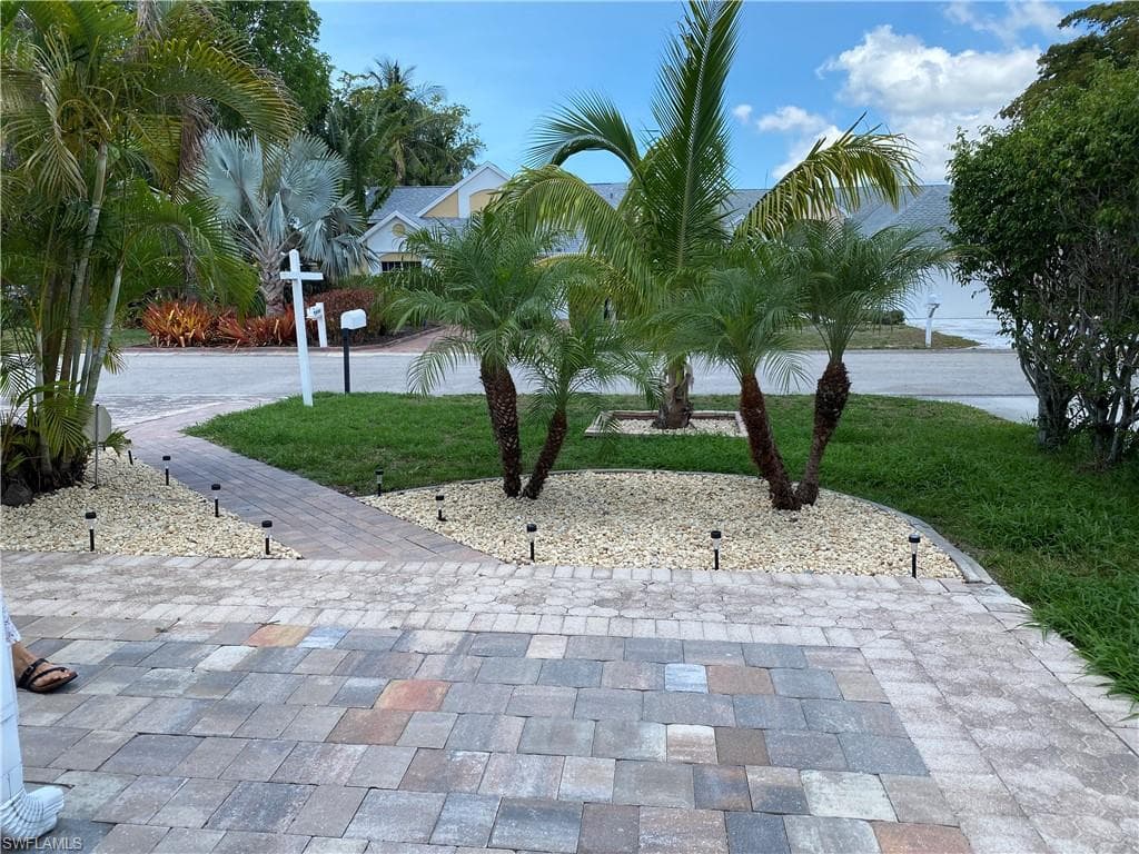 15298 Cricket LN-2