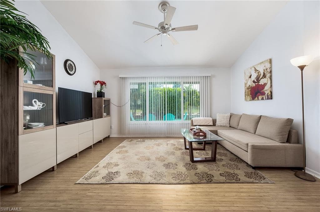 15298 Cricket LN-9