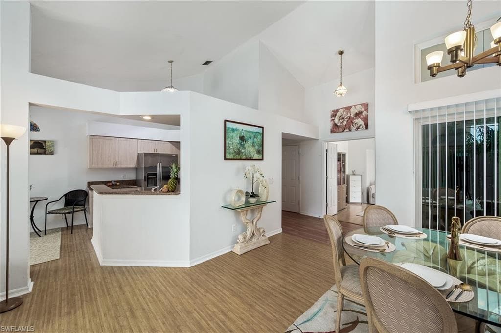 15298 Cricket LN-10