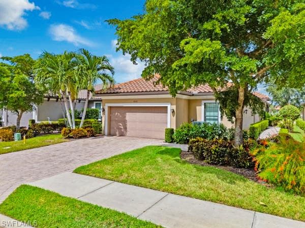 8321 Lucello TER N, NAPLES FL 34114-1