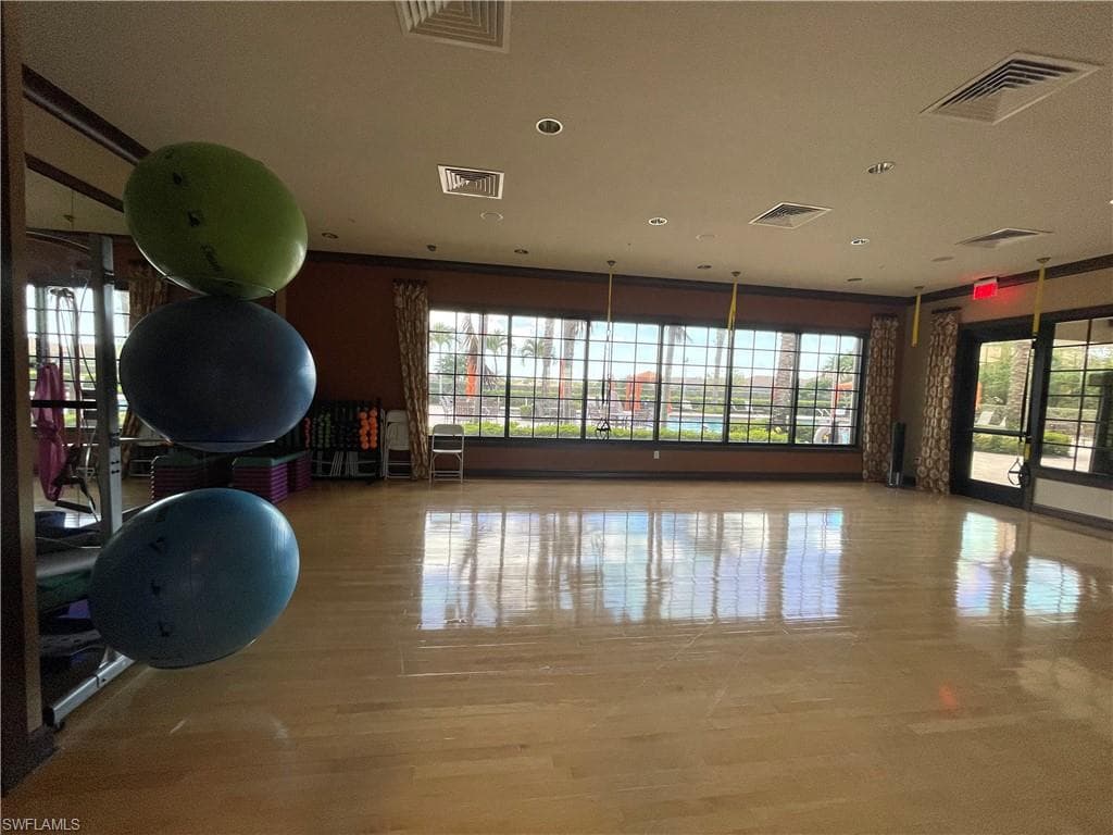 8321 Lucello TER N, NAPLES FL 34114-37