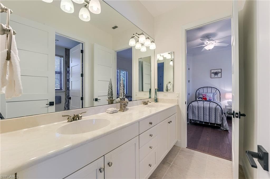 6891 Lakewood Isle DR, FORT MYERS FL 33908-27