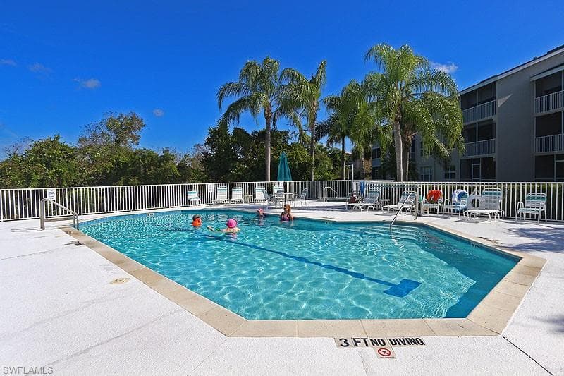 28881 Bermuda Lago CT # 102, BONITA SPRINGS FL 34134-1