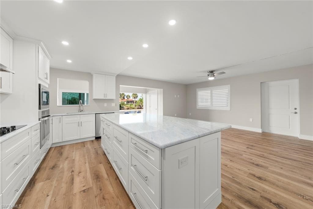 1610 Middle Gulf DR # C2, SANIBEL FL 33957-10