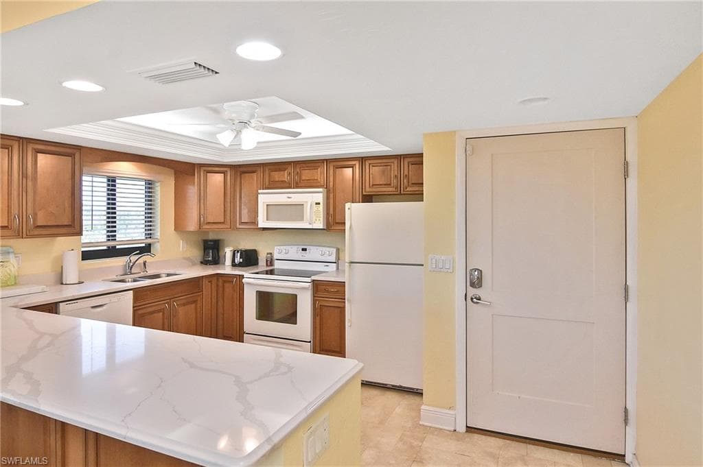 1919 Olde Middle Gulf DR # 106, SANIBEL FL 33957-26