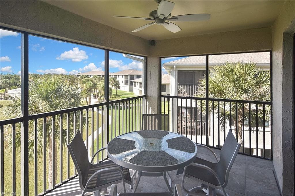 1919 Olde Middle Gulf DR # 106, SANIBEL FL 33957-32