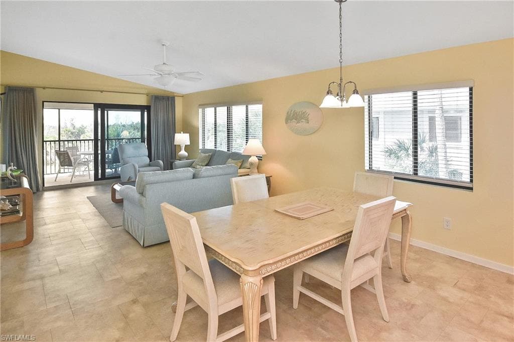 1919 Olde Middle Gulf DR # 106, SANIBEL FL 33957-10