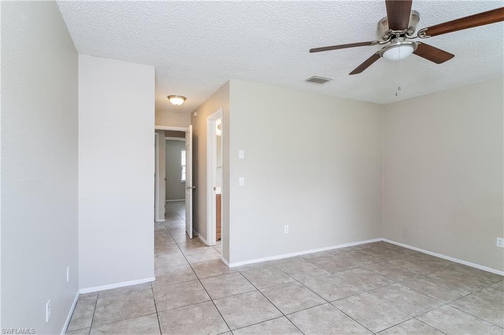 4055 Vermont LN, NORTH PORT FL 34287-8