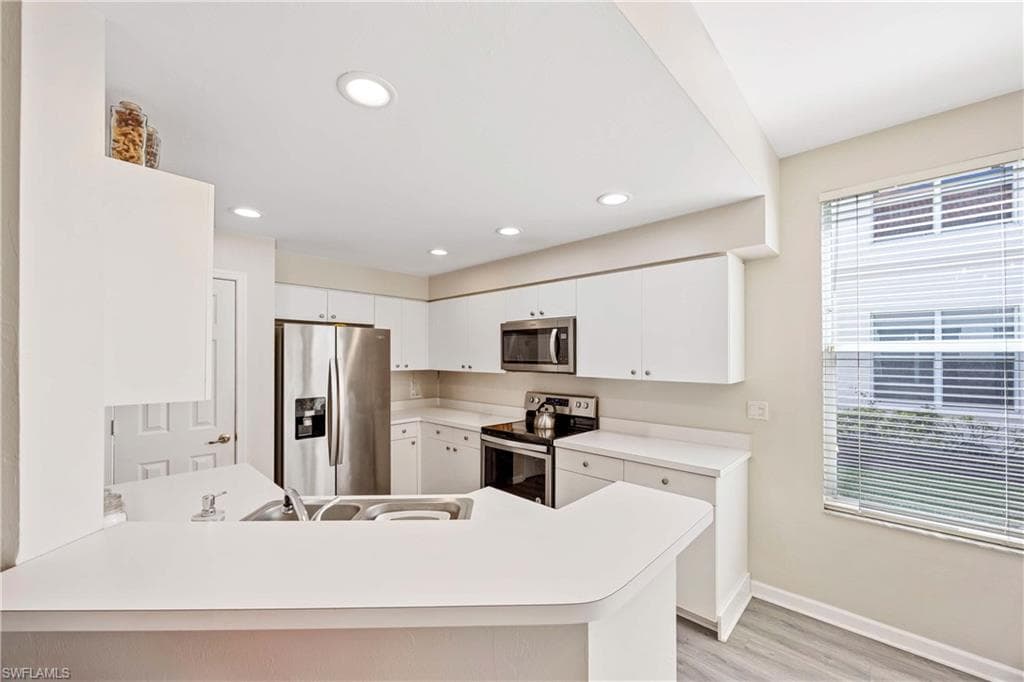 7822 Gardner DR # 101, NAPLES FL 34109-7