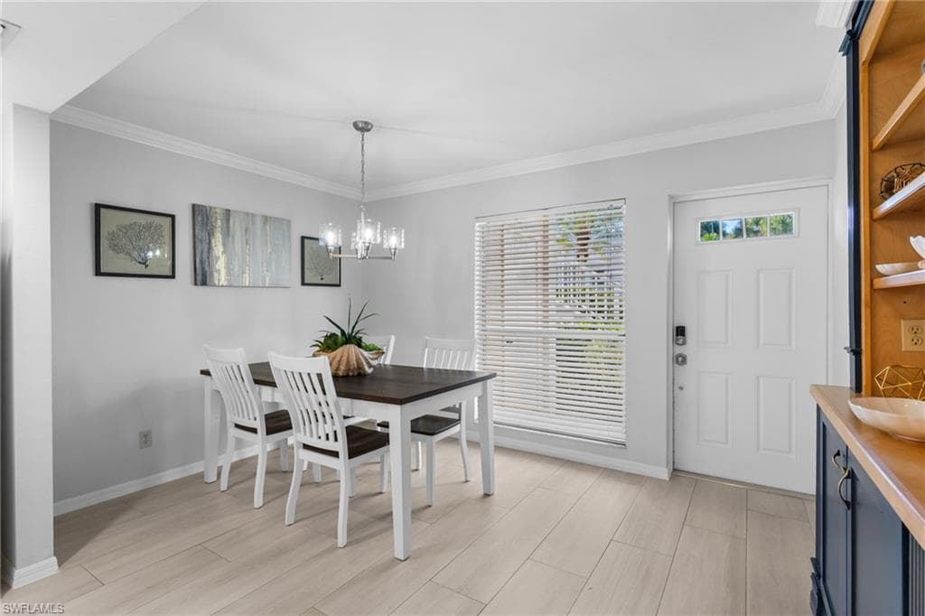 816 Gulf Pavilion DR # 102, NAPLES FL 34108-12