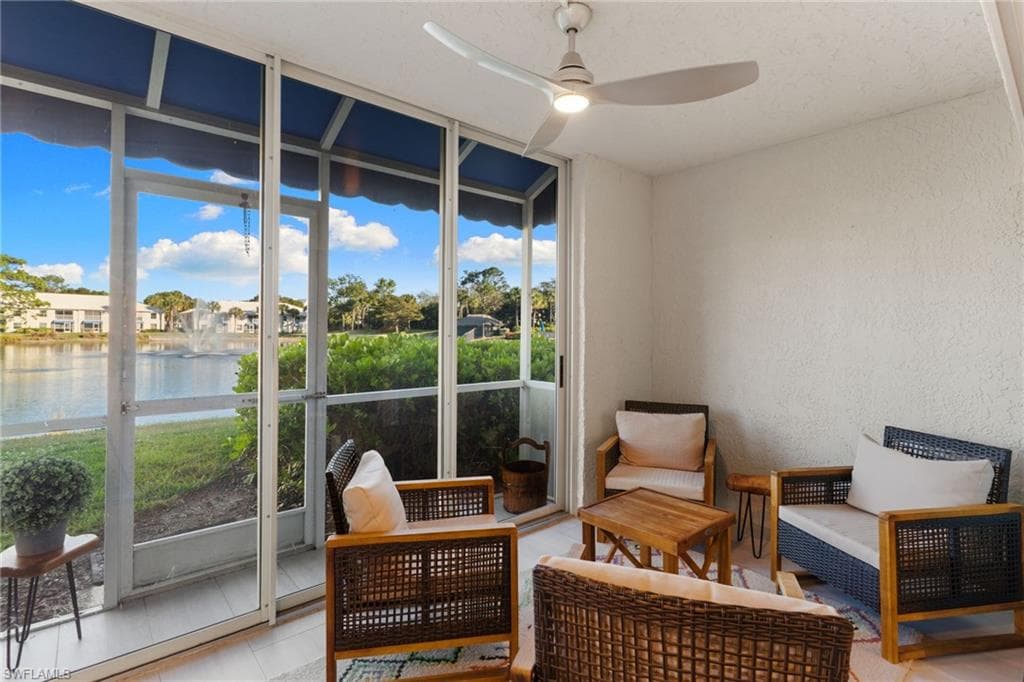 816 Gulf Pavilion DR # 102, NAPLES FL 34108-27