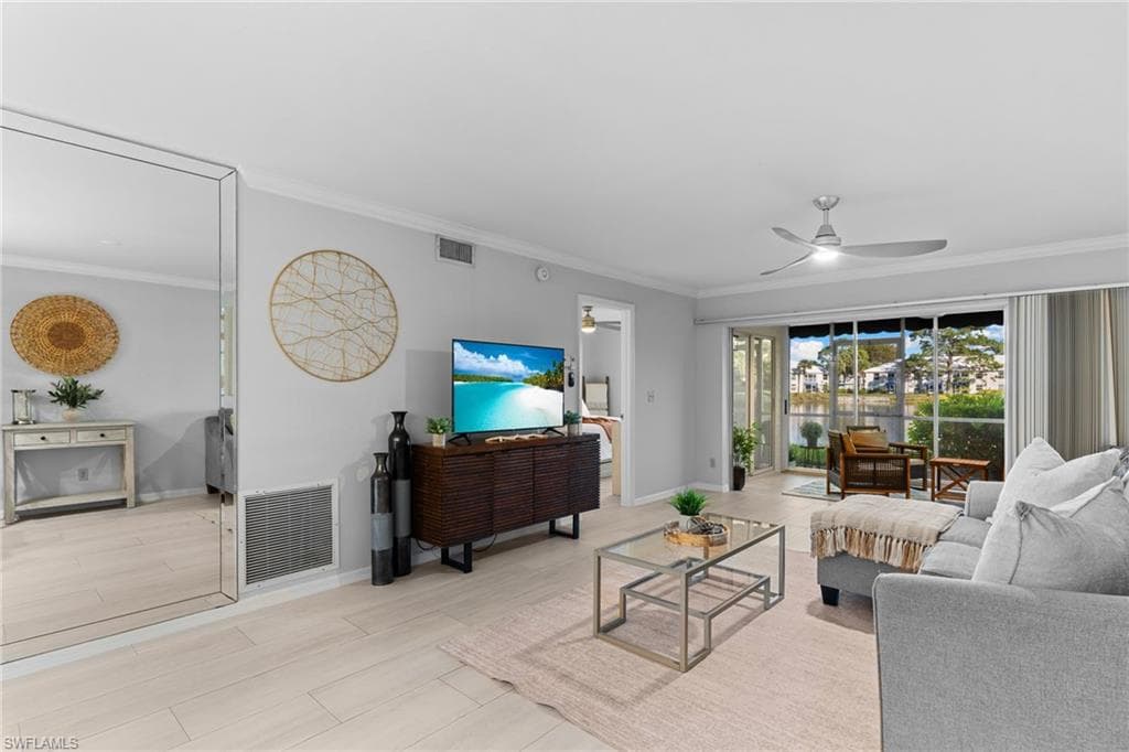 816 Gulf Pavilion DR # 102, NAPLES FL 34108-4