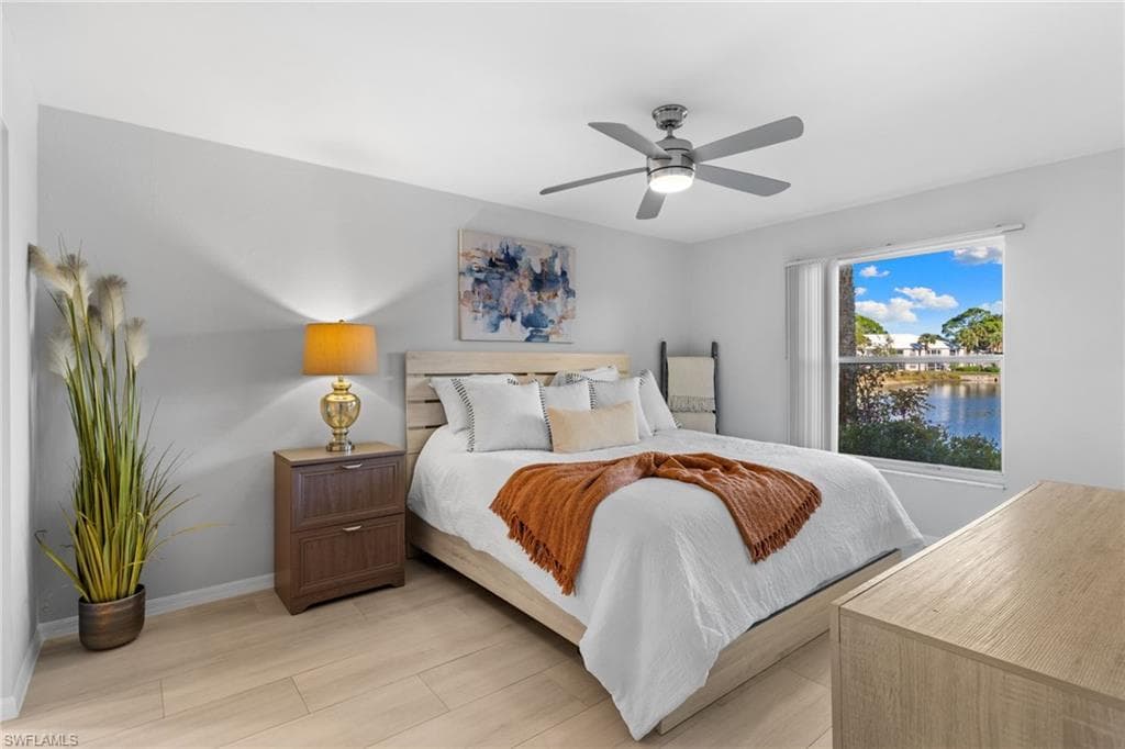816 Gulf Pavilion DR # 102, NAPLES FL 34108-14