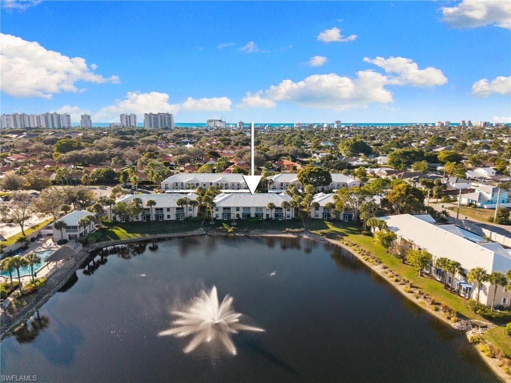 816 Gulf Pavilion DR # 102, NAPLES FL 34108-34
