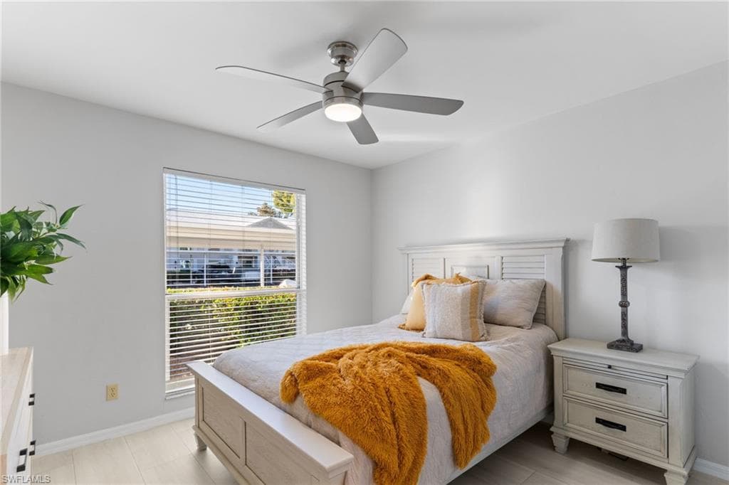 816 Gulf Pavilion DR # 102, NAPLES FL 34108-20