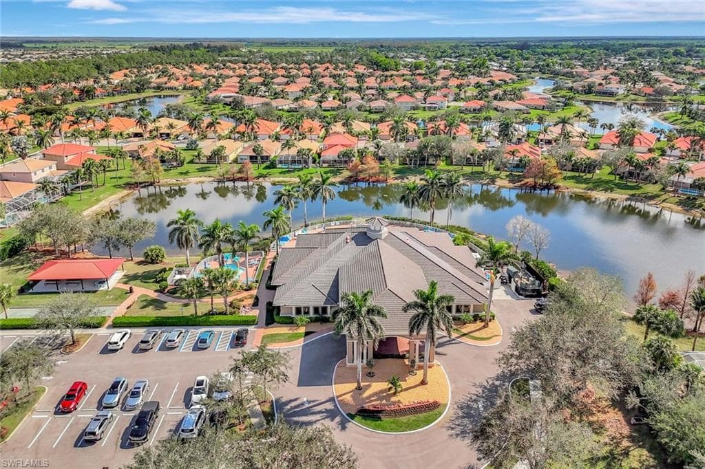 14558 Manchester DR, NAPLES FL 34114-36