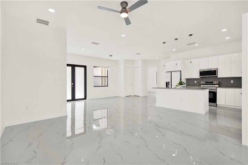 914 Manresa AVE S-1