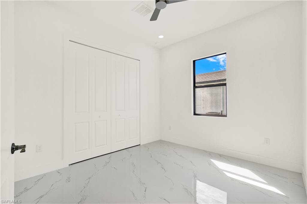 914 Manresa AVE S-11