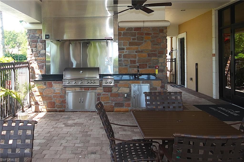 8558 Maggiore CT, NAPLES FL 34114-45