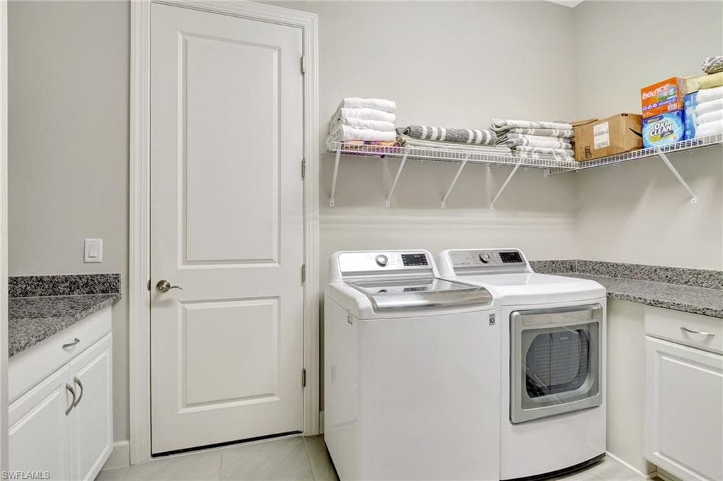 8558 Maggiore CT, NAPLES FL 34114-34