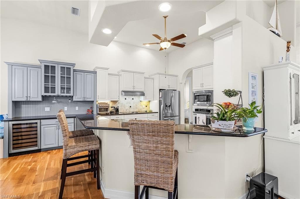3351 Barra CIR, SANIBEL FL 33957-10