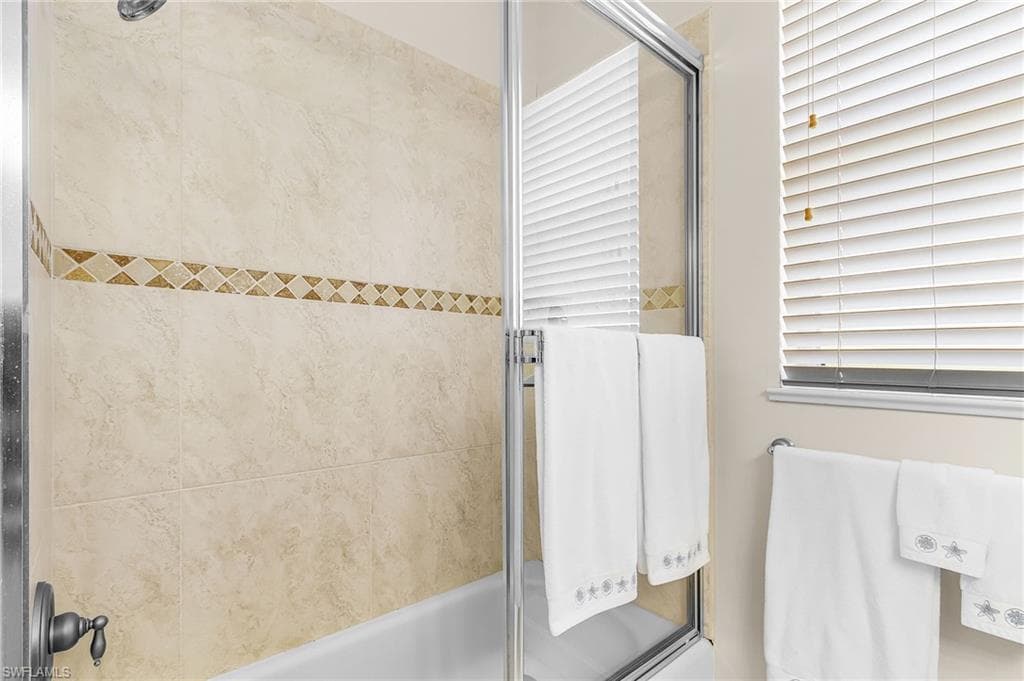3351 Barra CIR, SANIBEL FL 33957-19