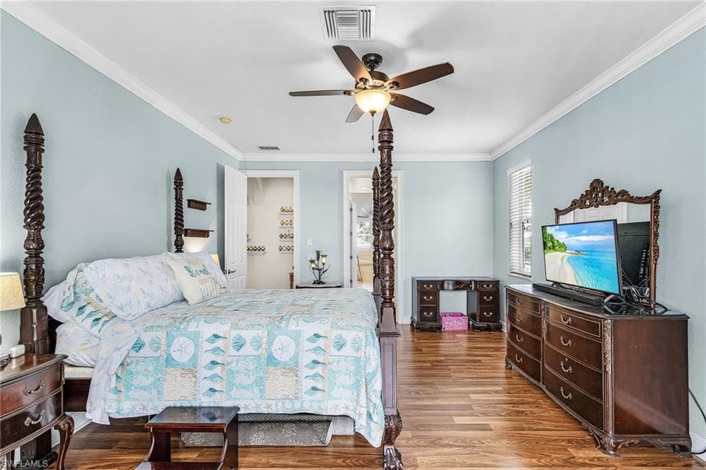 3351 Barra CIR, SANIBEL FL 33957-25