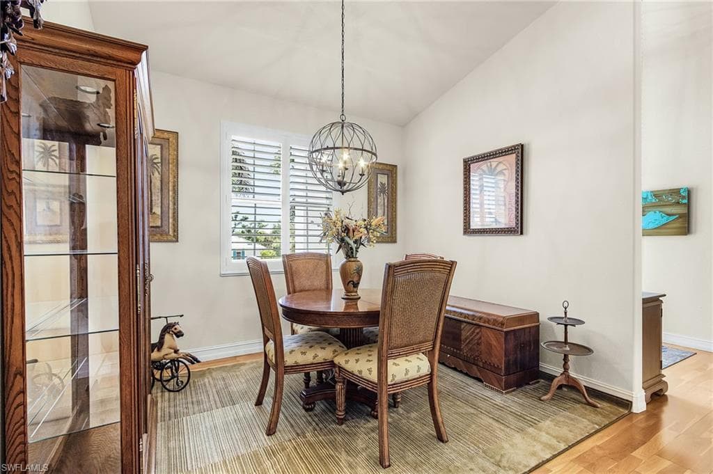 3351 Barra CIR, SANIBEL FL 33957-8