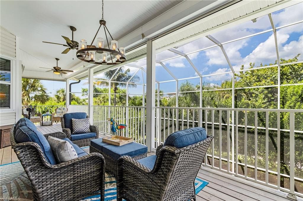 3351 Barra CIR, SANIBEL FL 33957-28