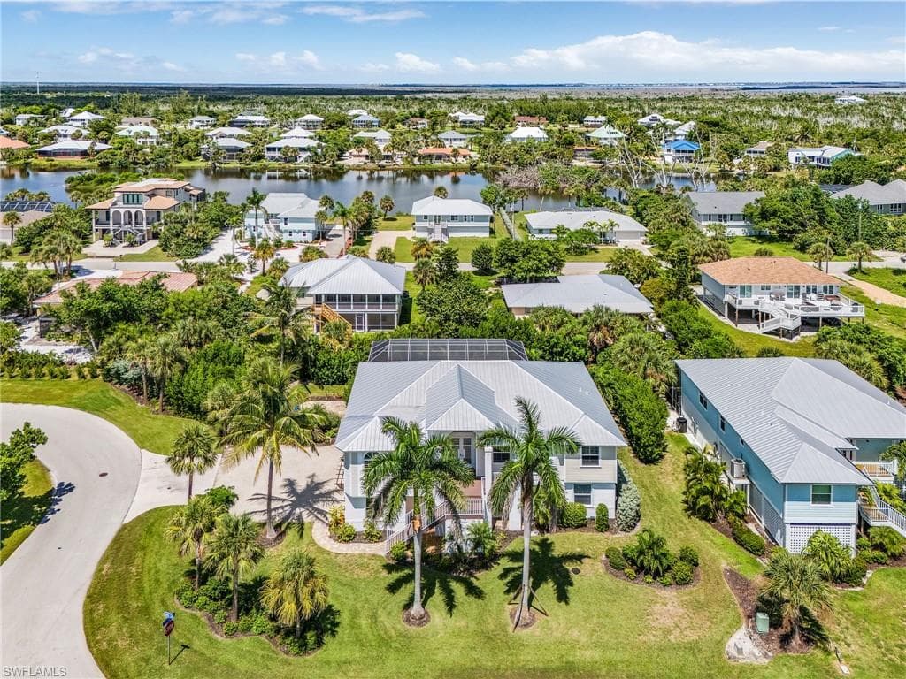 3351 Barra CIR, SANIBEL FL 33957-32