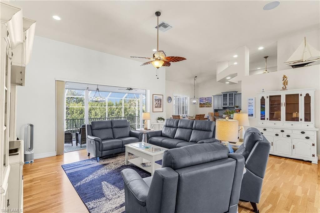 3351 Barra CIR, SANIBEL FL 33957-6