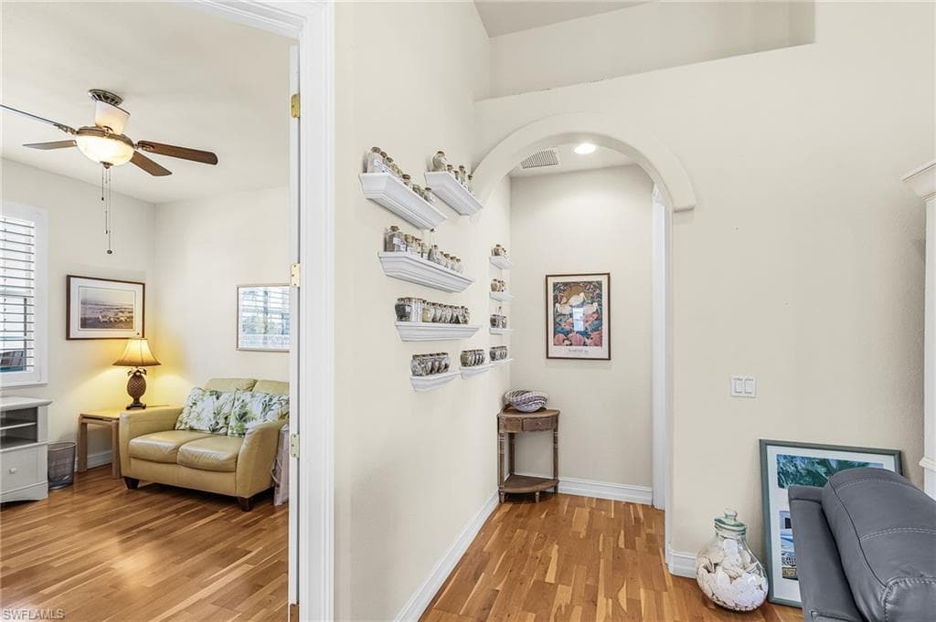 3351 Barra CIR, SANIBEL FL 33957-22