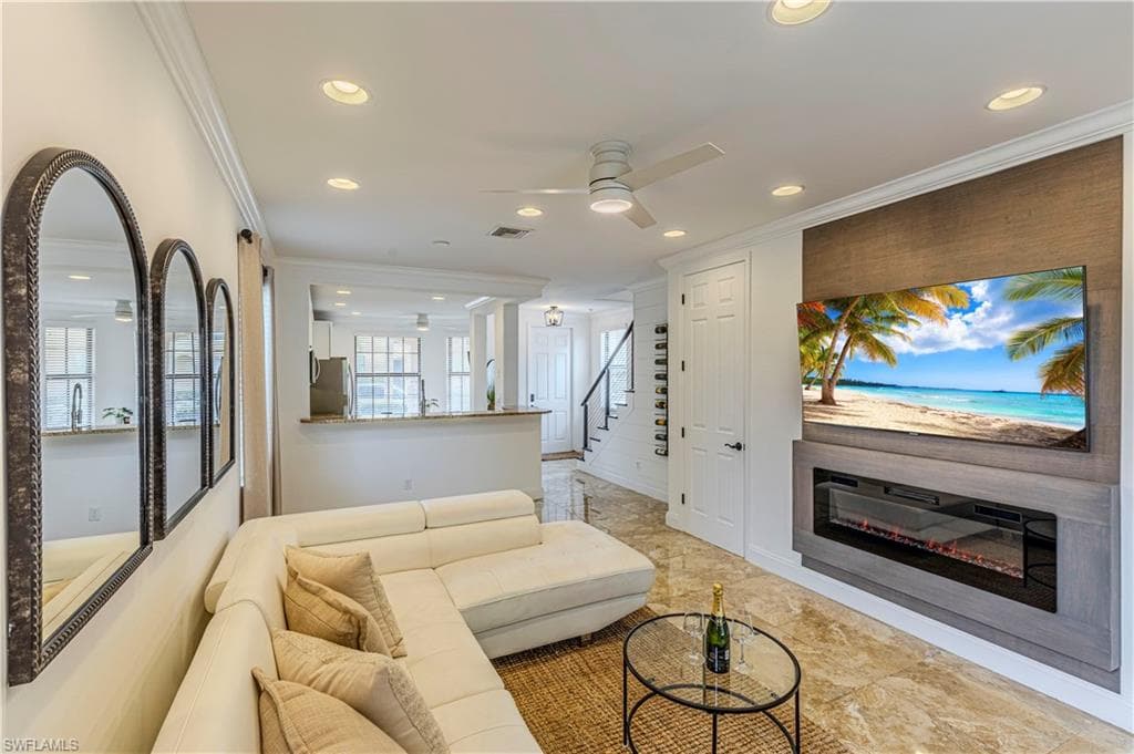 1233 Kendari TER, NAPLES FL 34113-1