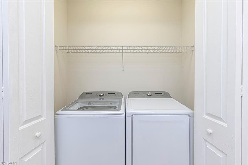 1233 Kendari TER, NAPLES FL 34113-16