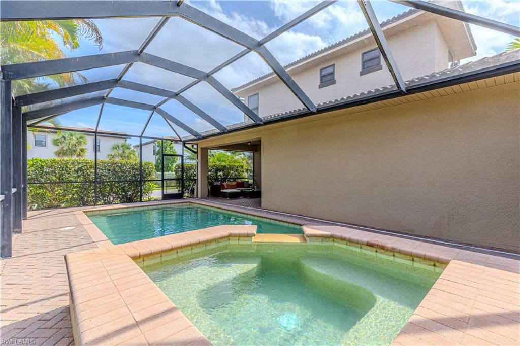 1233 Kendari TER, NAPLES FL 34113-19