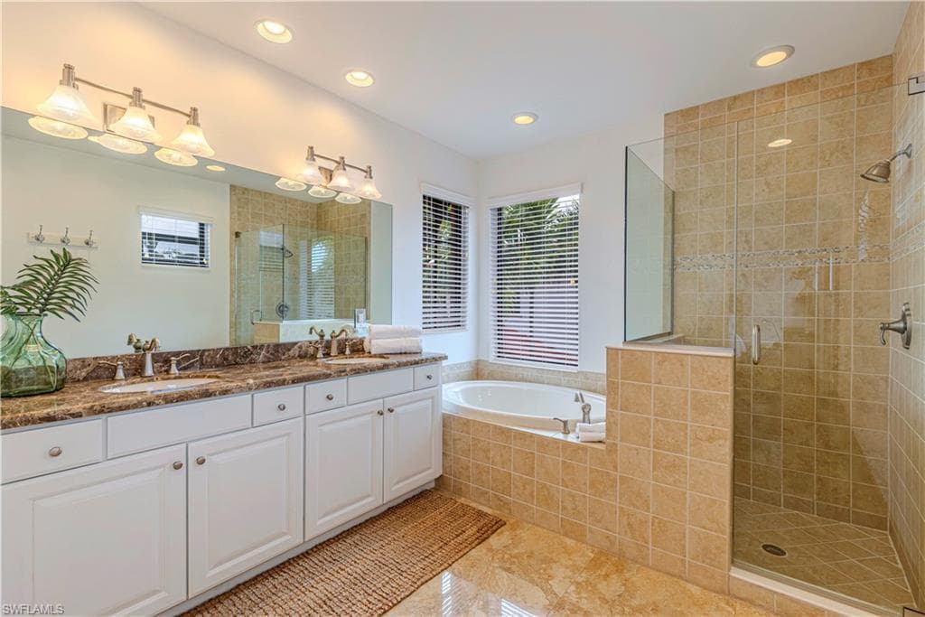 1233 Kendari TER, NAPLES FL 34113-9