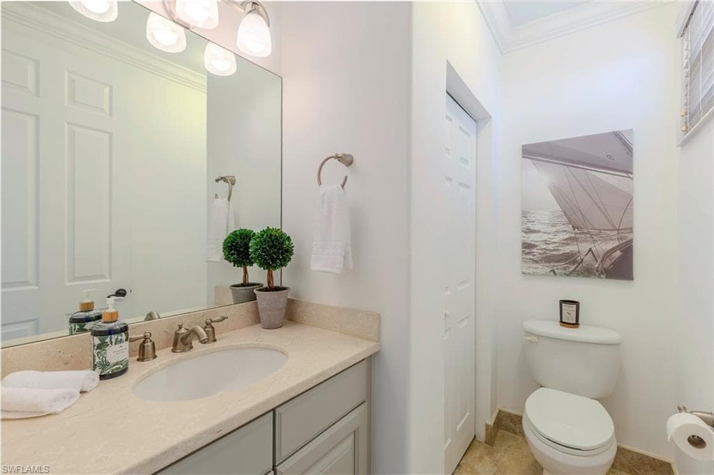 1233 Kendari TER, NAPLES FL 34113-13