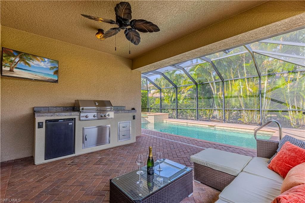 1233 Kendari TER, NAPLES FL 34113-18