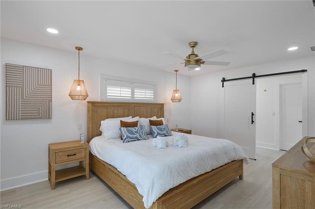 1224 Kittiwake CIR, SANIBEL FL 33957-13