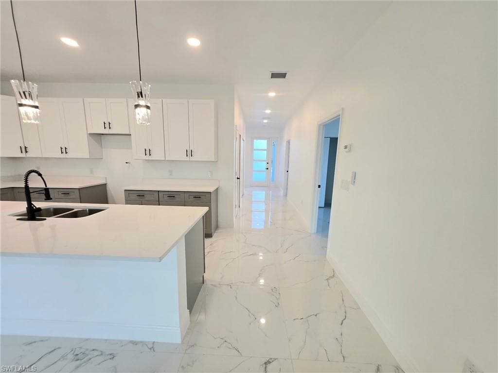 3248 Franklin ST, FORT MYERS FL 33916-3