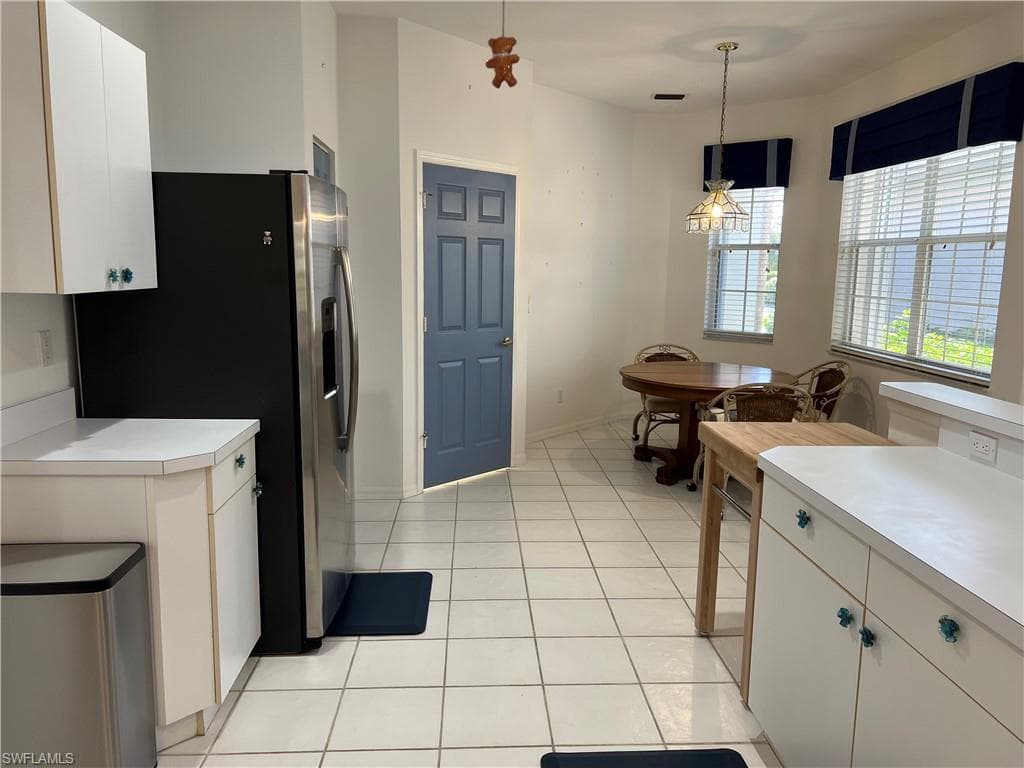 2081 Crestview WAY # A7, NAPLES FL 34119-11