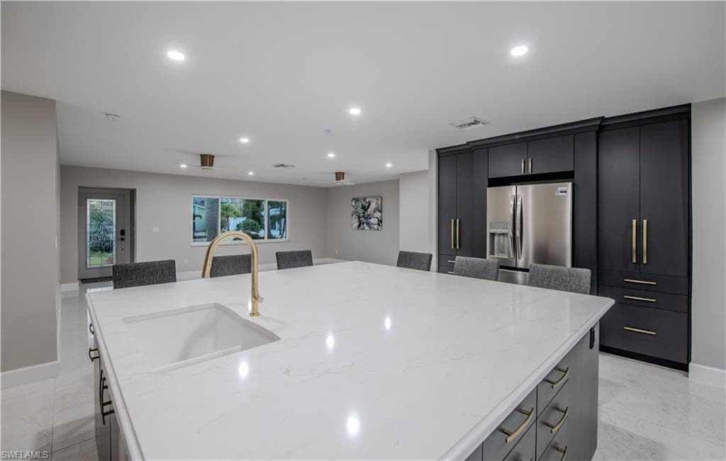 25 Fairview BLVD, FORT MYERS BEACH FL 33931-12