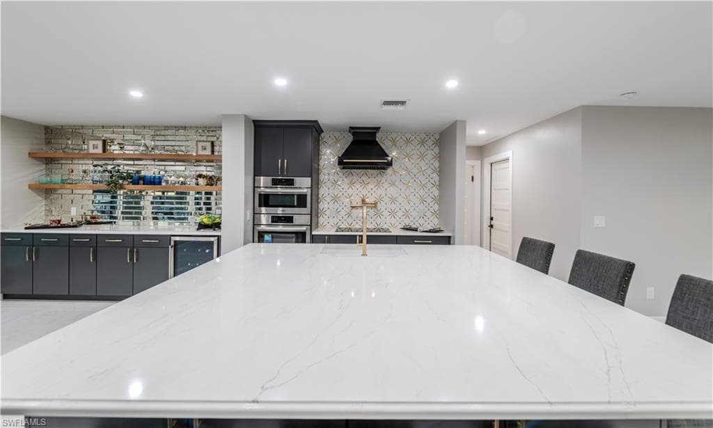 25 Fairview BLVD, FORT MYERS BEACH FL 33931-9