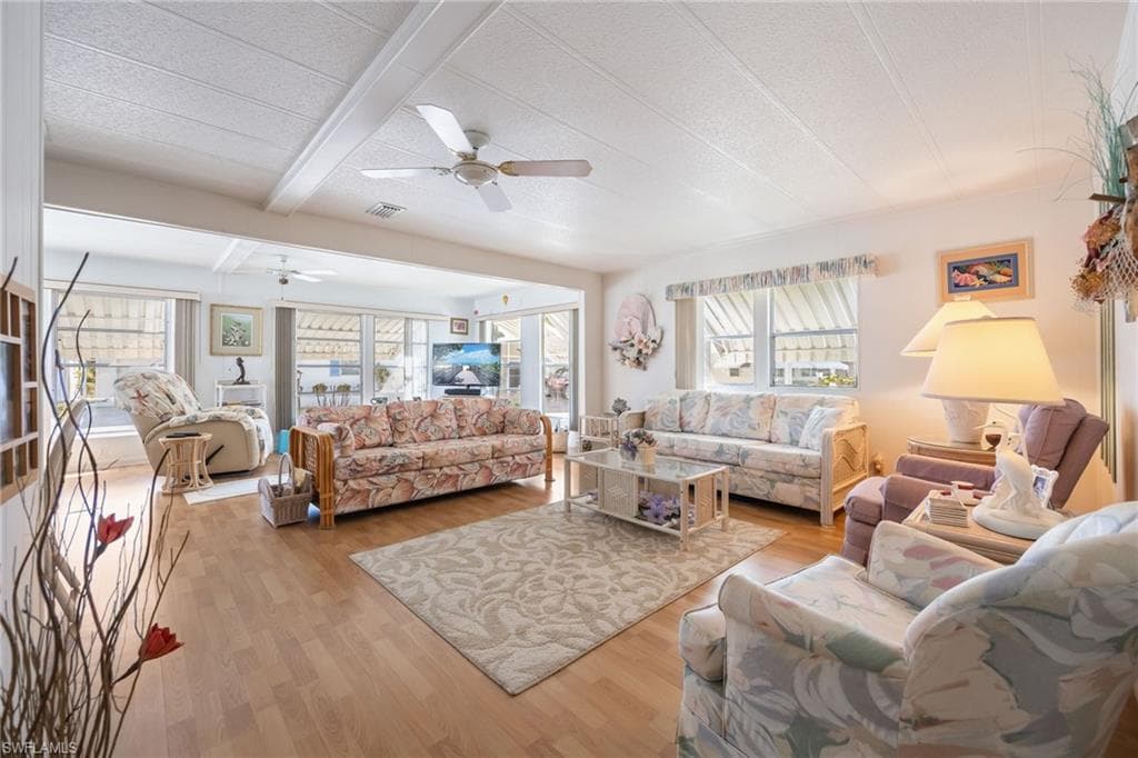 537 Palmer BLVD, NORTH FORT MYERS FL 33903-22