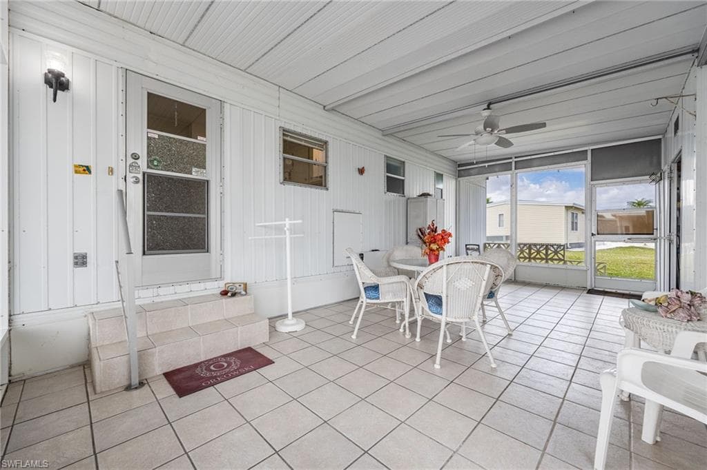 537 Palmer BLVD, NORTH FORT MYERS FL 33903-6