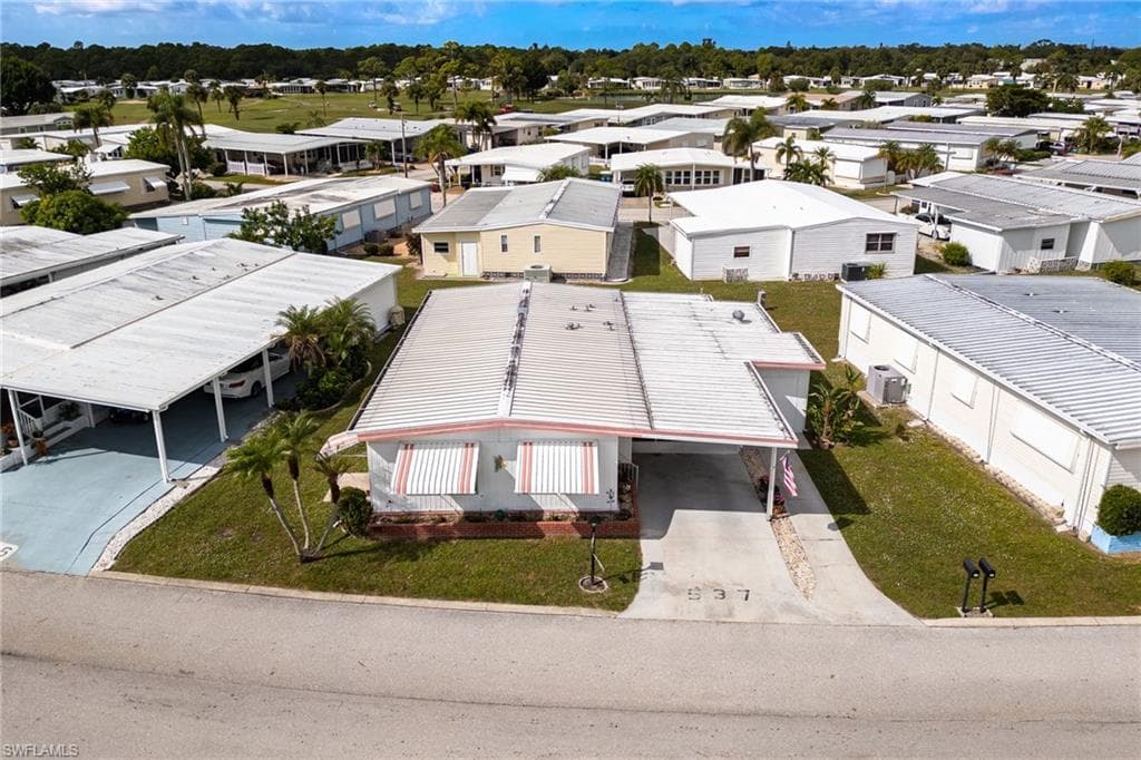 537 Palmer BLVD, NORTH FORT MYERS FL 33903-33